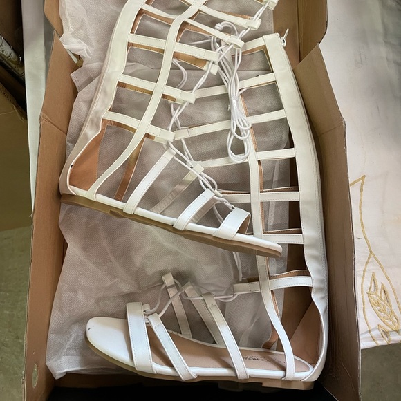 Fashion Nova gladiator sandals - Picture 3 of 6